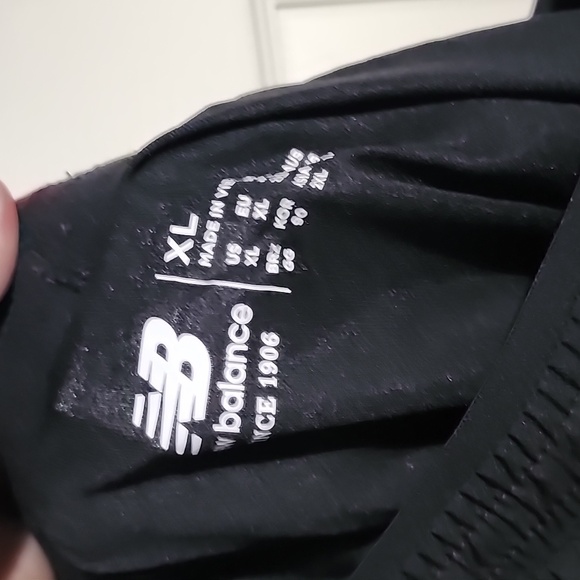 NWT XL New Balance running shorts, black - Picture 5 of 6